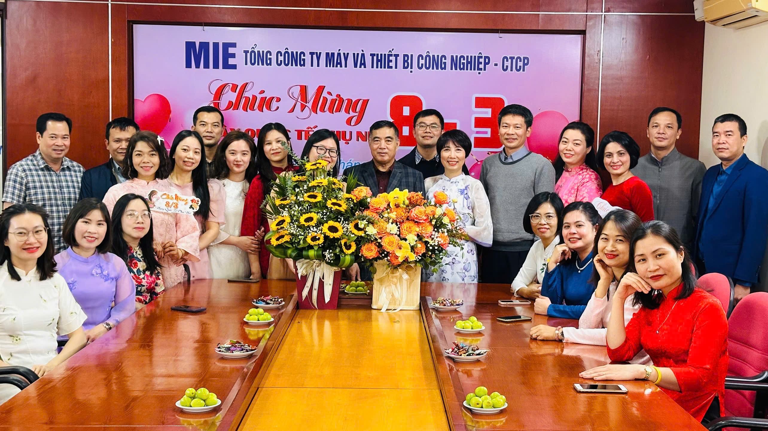 MIE tổ chức gặp mặt, chúc mừng Nữ CBNV Cơ quan Tổng công ty nhân dịp Kỷ niệm 115 năm ngày Quốc tế Phụ nữ 8/3